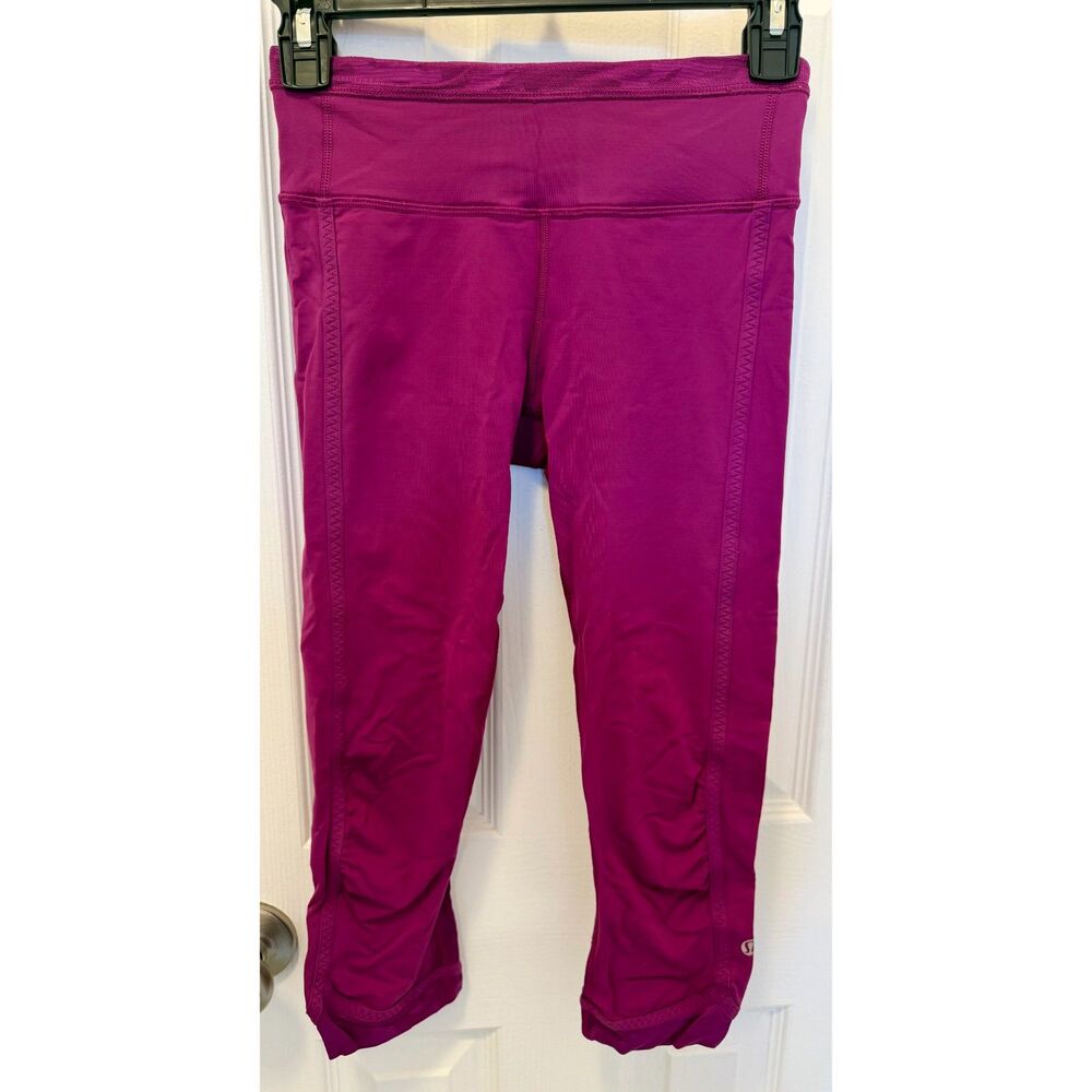 Lululemon Run For Days Crop Regal Plum Womens Size 2